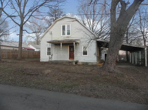 202 N Olive St, Otterville, MO 65348