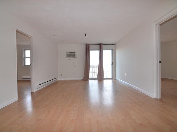 5th image of 115 W Squantum St APT 906