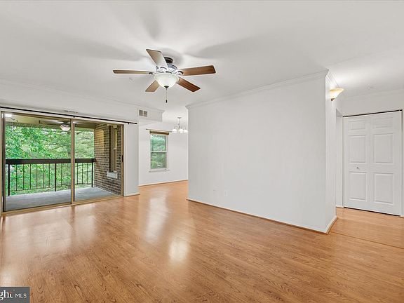 5th image of 7919 Coriander Dr APT 302