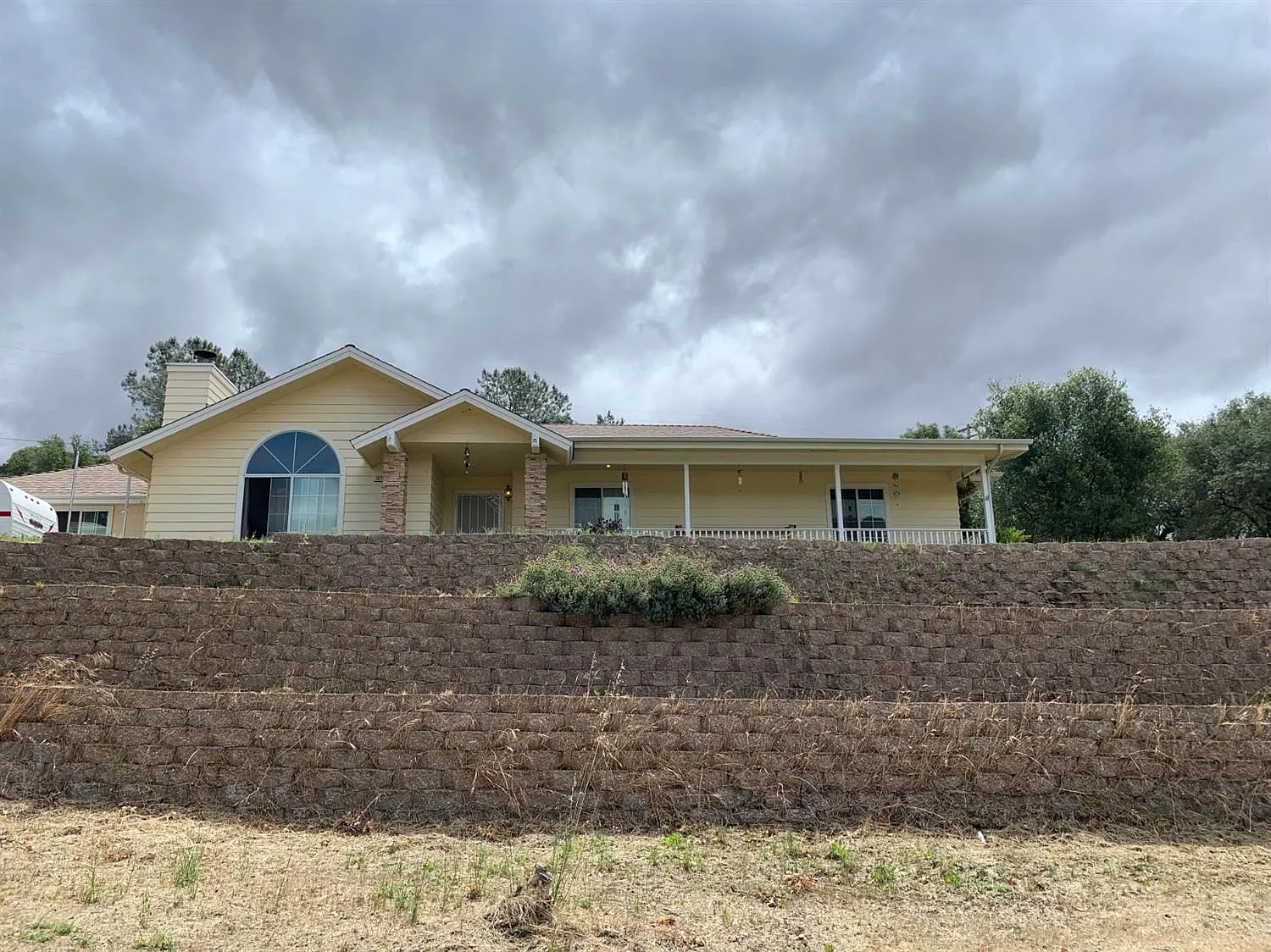 16730 Wildflower Ln photo 1