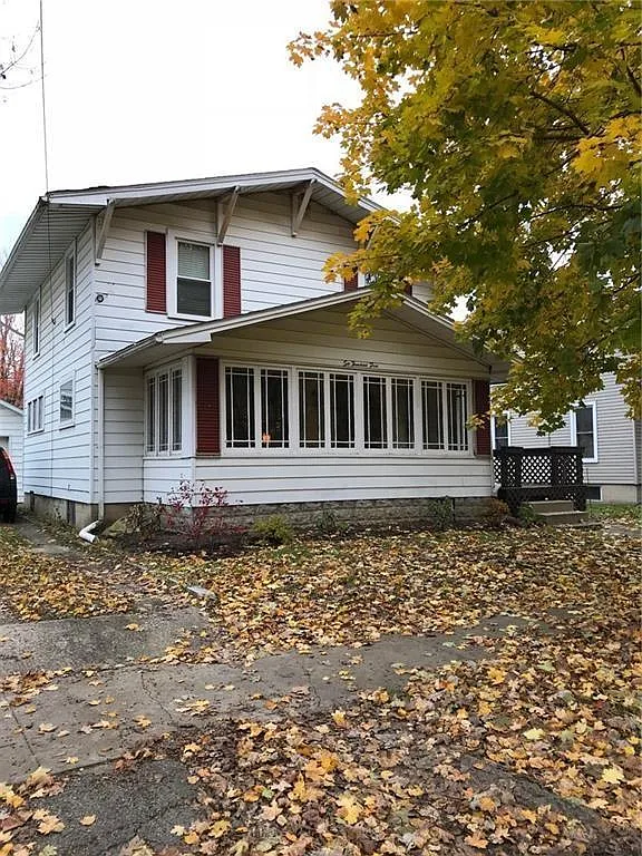 605 S Detroit St photo 1