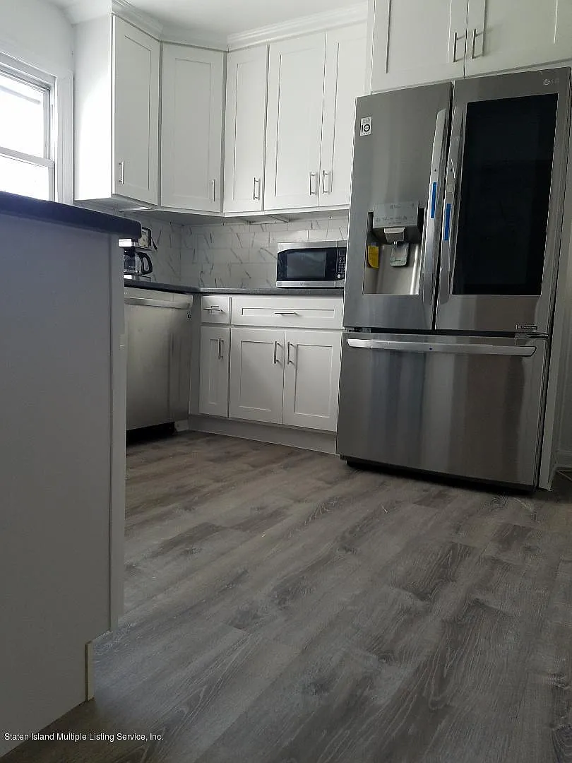 4 bed, 3.5 bath, 2100 sqft, $4,300 — Photo 4