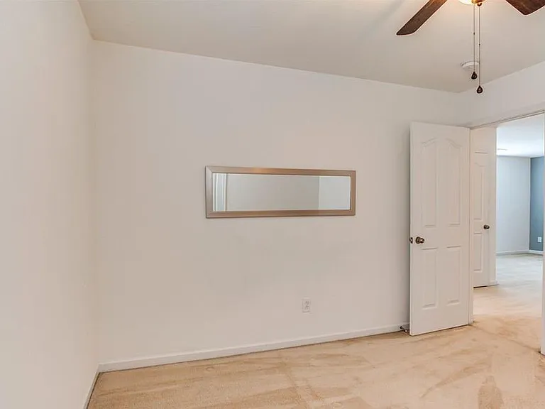 6 Parkwalk Dr — Photo 18