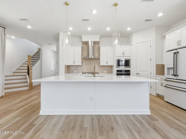 88 SUTTON Drive, Ponte Vedra, FL 32081
