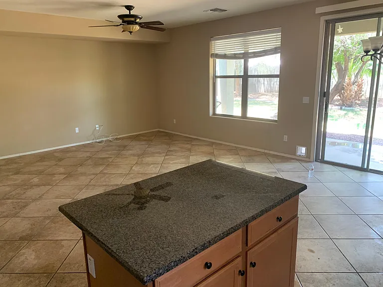 15414 W Monterosa St — Photo 3