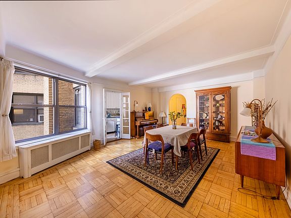 3rd image of 35 W 92nd St #3FG