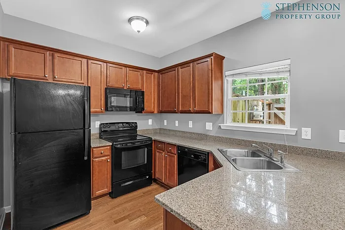 13 Crossbow Pl — Photo 6