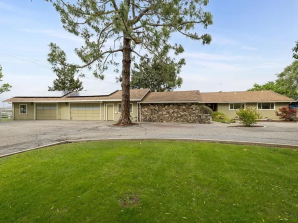 645 Hale Ave, Morgan Hill, CA 95037