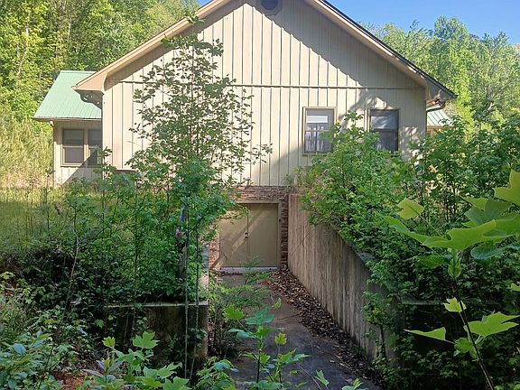 5th image of 7391 Boardtown Rd