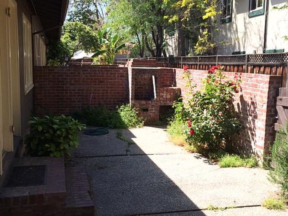 3rd image of 225 N Morrison Ave APT 1