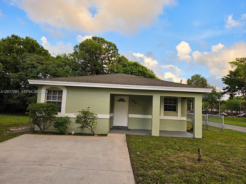 1st image of 700 NW 19th Ter