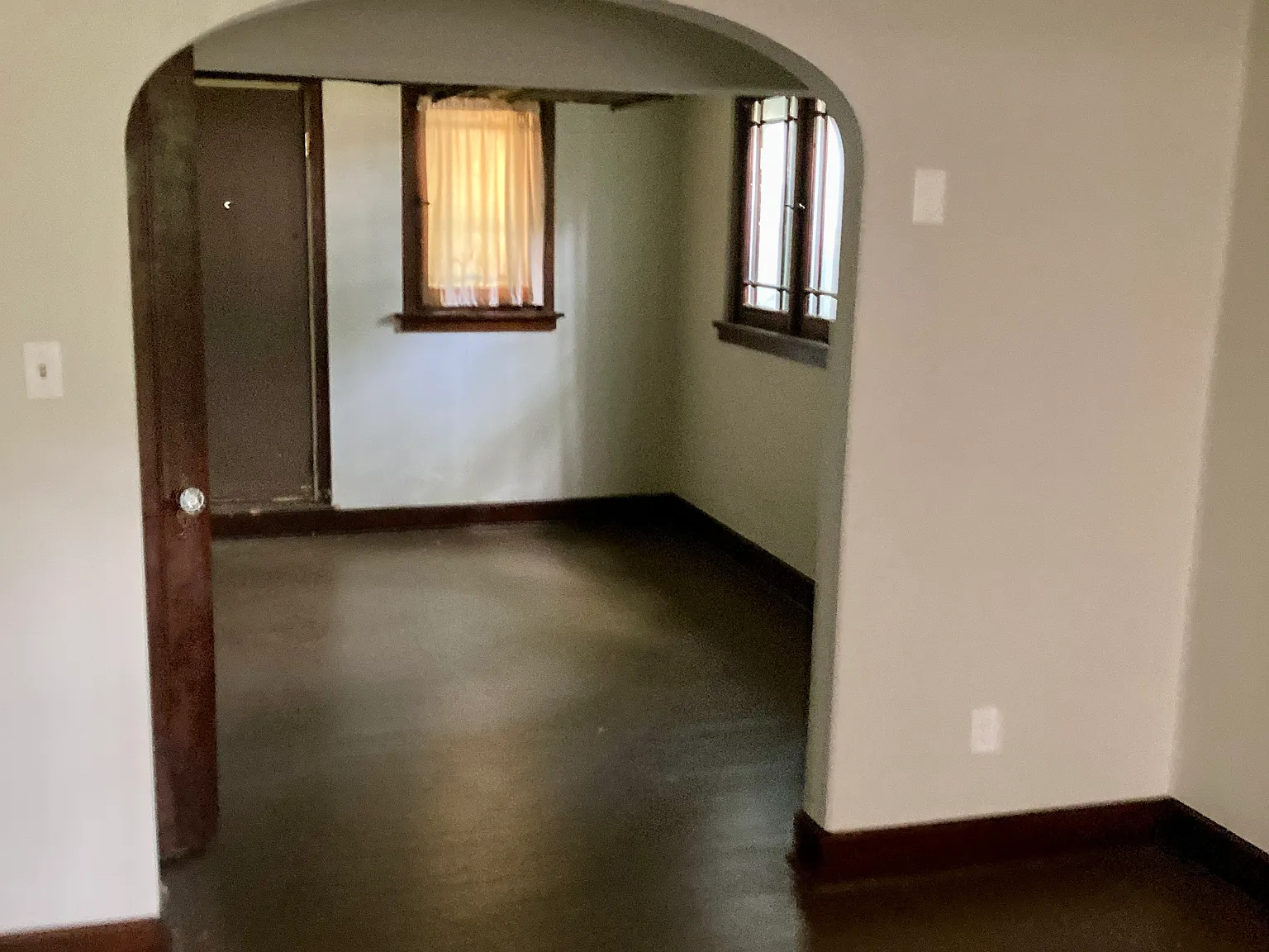 2 bed, 1.0 bath, 1100 sqft, $1,000 — Photo 4