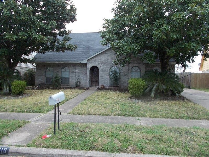 1st image of 8610 Dawnridge Dr