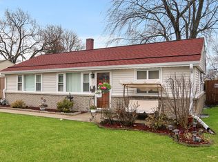 4921 Oak Center Dr, Oak Lawn, IL 60453