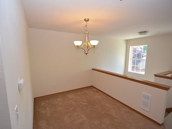 3rd image of 10504 140th St Ct E Unit 87