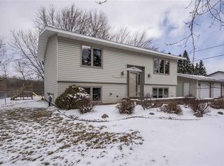 7727 Vinland St, Duluth, MN 55810