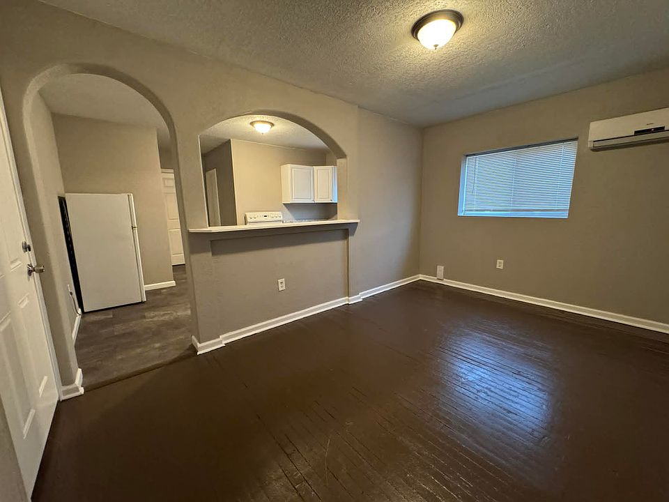 1st image of 2057 N 5th St APT 4