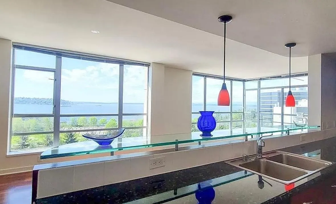 2 bed, 1125 sqft, $3,950 — Photo 4