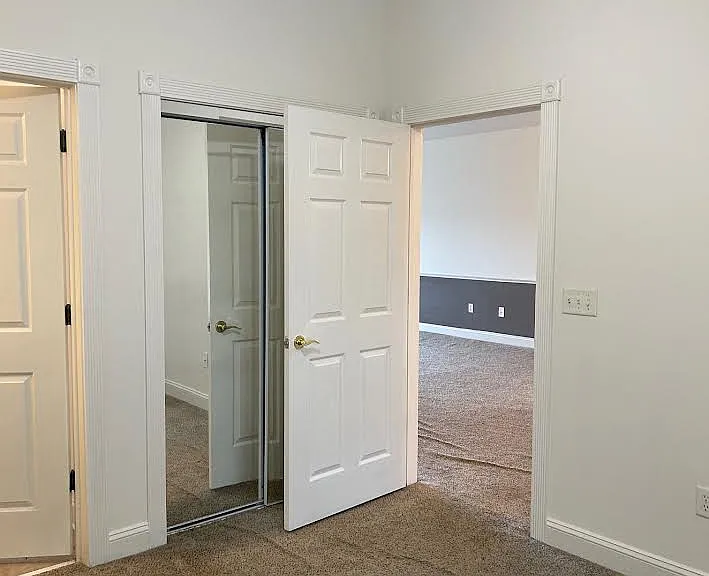 4837 Luster Leaf Cir #404 — Photo 6