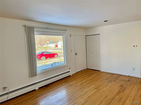 5th image of 521 Buchanan Rd