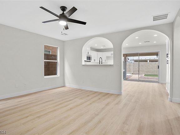 5th image of 8928 Skyline Peak Ct