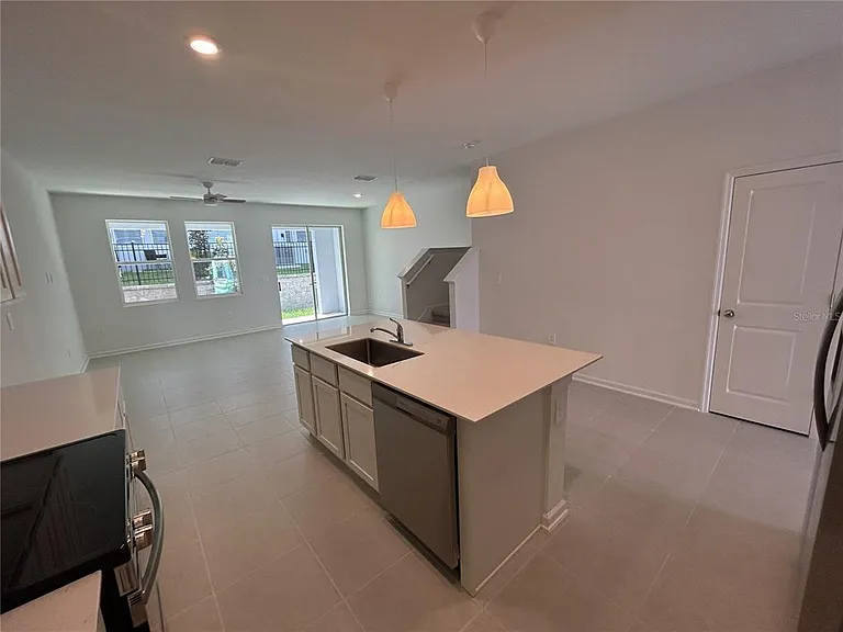 3123 Kurtz Ter — Photo 6