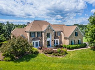 47 William Penn Rd, Warren, NJ 07059