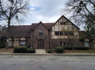 304 Camelot Dr, Atlanta, GA 30349