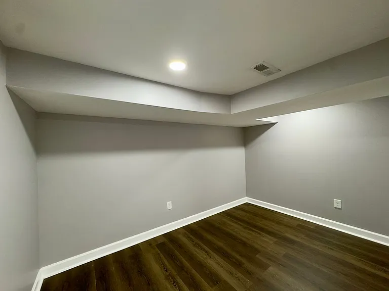 7441 Berkshire Rd — Photo 11
