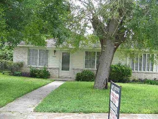 1st image of 4306 VICKSBURG DR