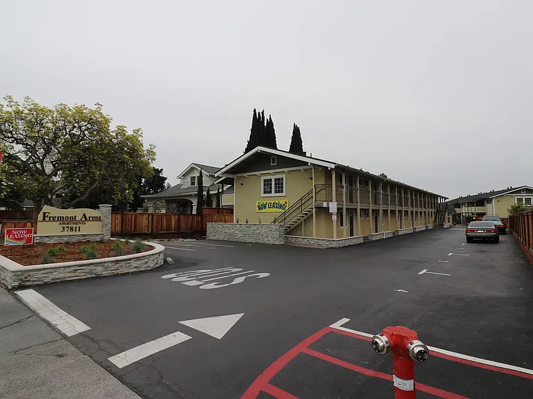 Fremont Arms — Photo 22