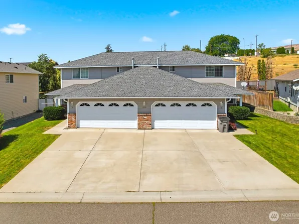 4209 Nola Loop Rd, Yakima, WA 98901