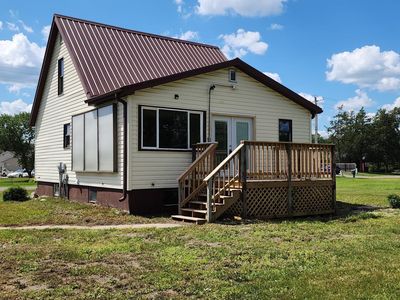 1402 3rd St NE, Staples, MN, 56479
