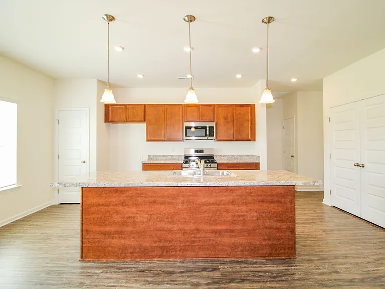13791 Hill Place Ln — Photo 10