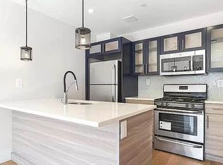 431 Bainbridge St #3R, Brooklyn, NY 11233