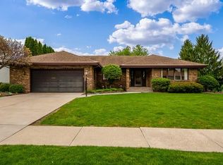 2183 Chenowith Ct, Rockford, IL 61107