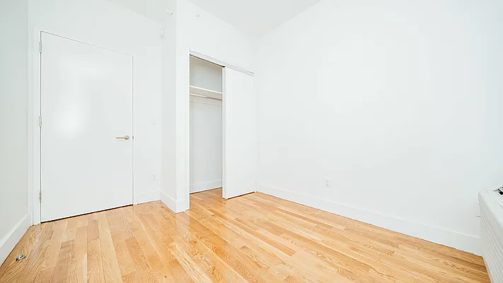 Rented by Nooklyn NYC LLC | media 44