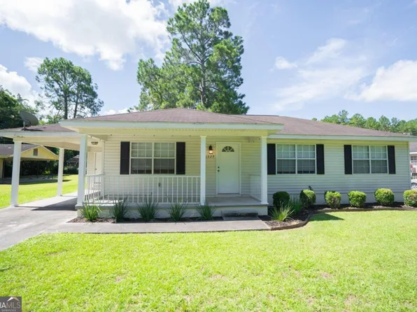 1529 Myers Ave, Waycross, GA 31503