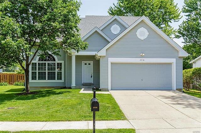 1st image of 2918 Glenway Dr