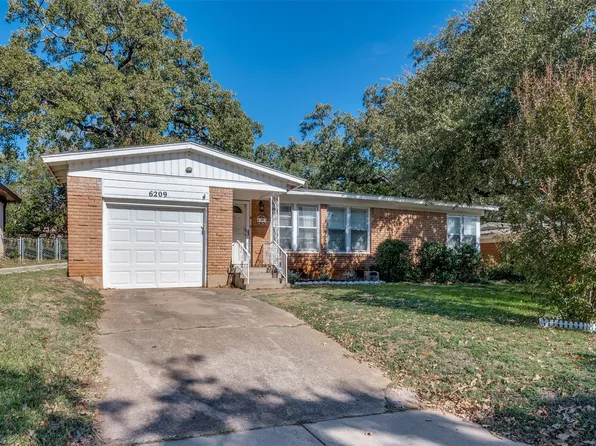 6209 Woodbine Dr, Fort Worth, TX 76112