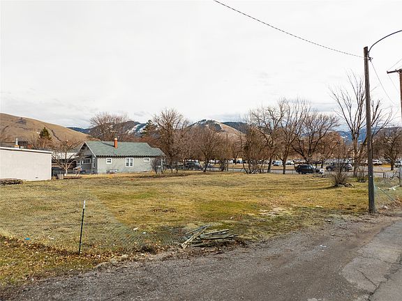 4th image of 730-738 Toole Ave