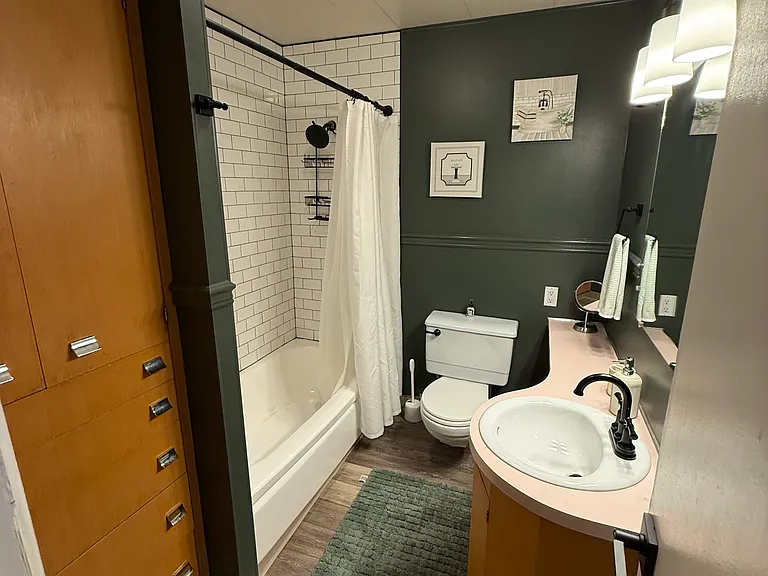 5925 Franklin Dr #4 — Photo 9