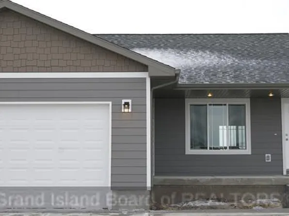 707 Kenneth Dr, Grand Island, NE 68803
