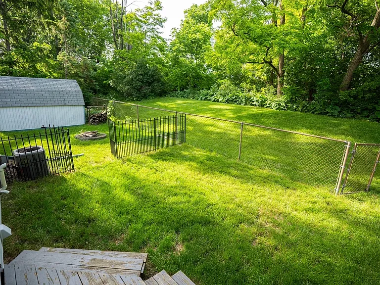 16097 Touraine Dr — Photo 39