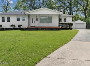 3606 Otter Ct, Louisville, KY 40219