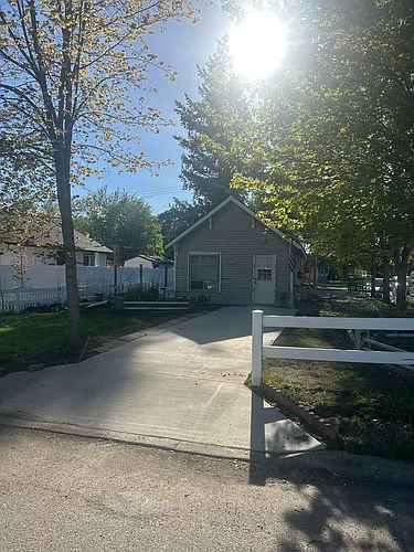 1815 N Medina St Photo 1