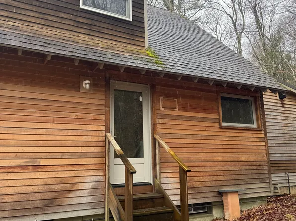 1907 Westminster West Rd #2, Putney, VT 05346