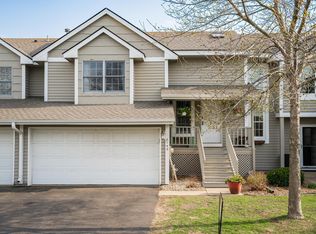 8145 Curtis Ln, Eden Prairie, MN 55347