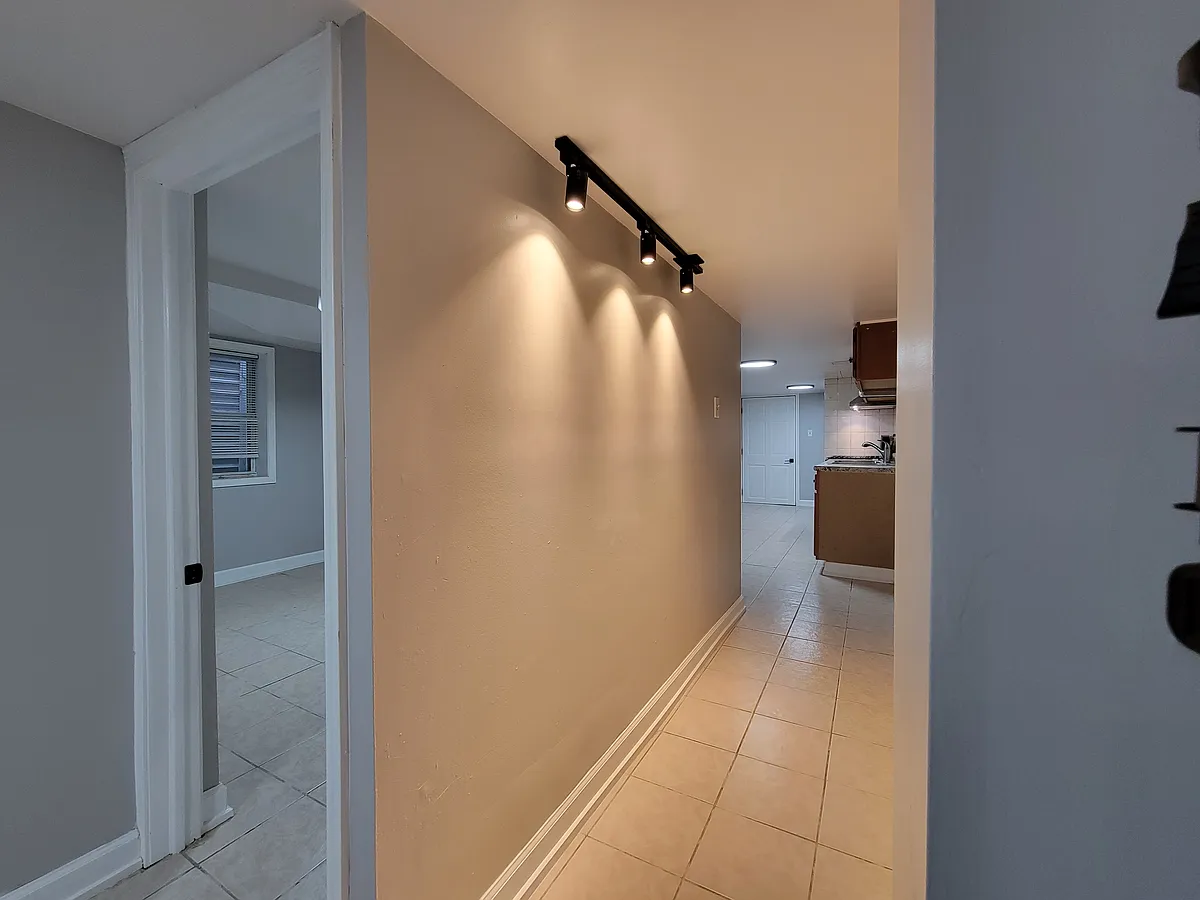 Building Photo - 3039 S Throop St #1