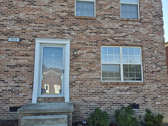 5th image of 1072 Merrick Dr #B